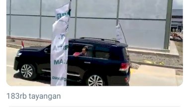 Viral! Video Mirip Jokowi Lempar Bantuan ke Jalan, Netizen: Ini Hanya soal Etika
