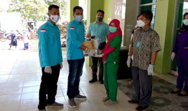Berbeda dengan Sebelumnya, DPD KNPI Merangin Peringati Sumpah Pemuda dengan Berikan Bantuan ke Pasien Covid-19