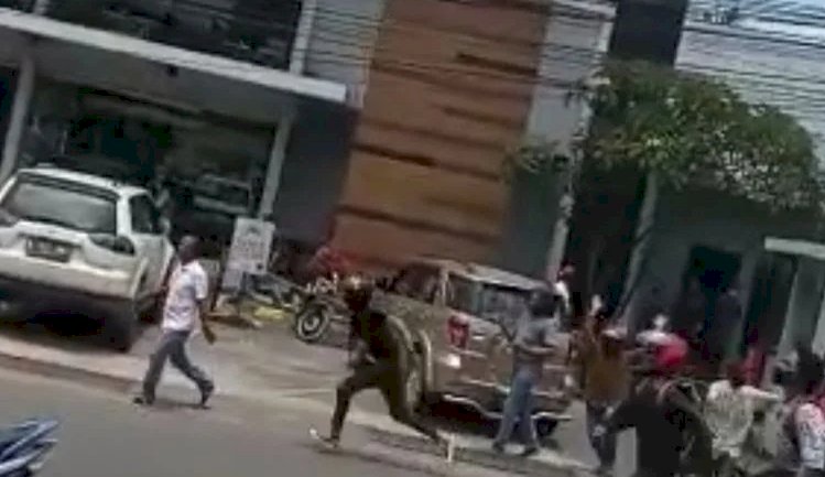 Viral Penyerangan di Depan Pizza Hut Jambi, Begini Kronologi Sebenarnya