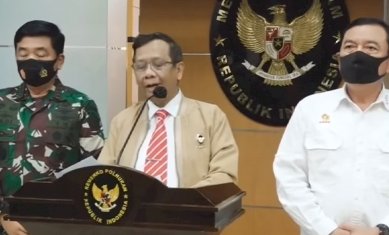 7 Poin Pernyataan Pemerintah Soal Demo Ricuh Tolak Omnibus Law, Mahfud: Akan Tindak Tegas!