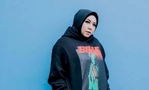 Bikin Ngakak! Pria Ini Kritik Omnibus Law, Tapi Sebut Melly Goeslaw Hingga Jadi Viral