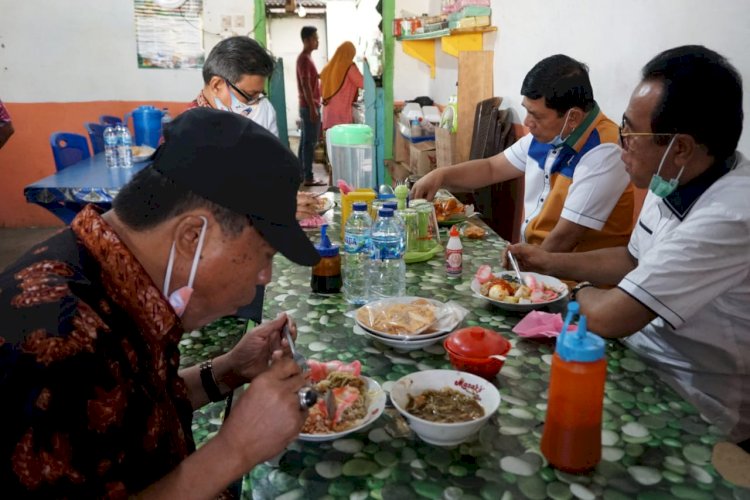 Seruput Kopi di Warung Barokah Muara Tembesi, Syafril: Dari Sini Kita Dengar Keluhan Masyarakat!