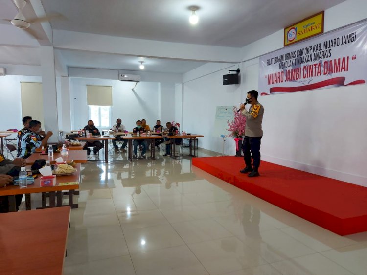 Di Tengah Maraknya Isu Penolakan UU Cipta Kerja dan Corona, Polres Muarojambi Kumpulkan Ormas dan OKP