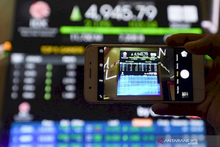 IHSG Senin Dibuka Menguat 13,34 Poin