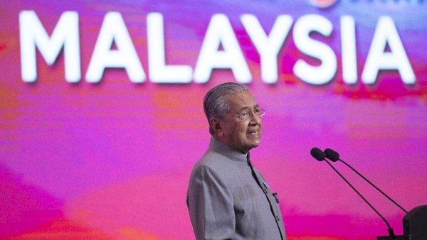 Kritis Soal Prancis Twitter Hapus Cuitan Mahathir Mohamad: Saya Merasa Muak...