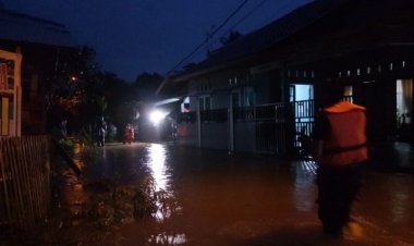 50 Rumah Warga Padang Terendam Banjir