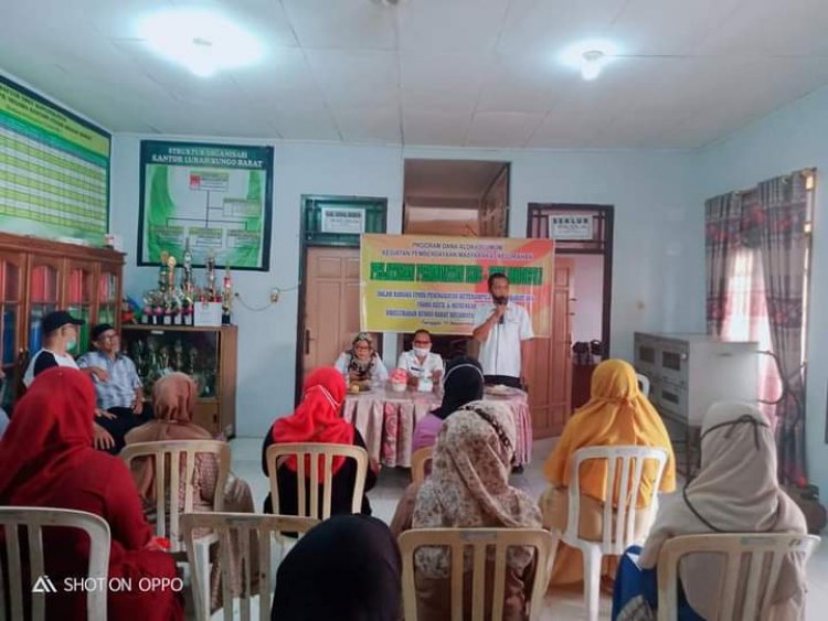 Normal Baru Saat Pandemi COVID-19, Kelurahan Bungo Barat Gelar Pelatihan Membuat Kue Dihadiri Emak-emak