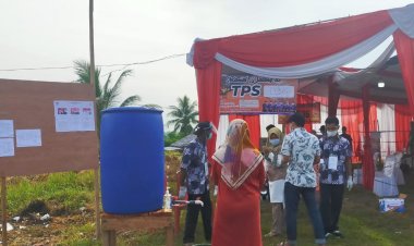 Bukan di TPS Rumah Dinas, Al Haris Mencoblos di Sini