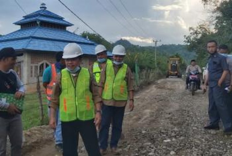 H Al Haris Muluskan Jalan Muara Jernih-Kibul