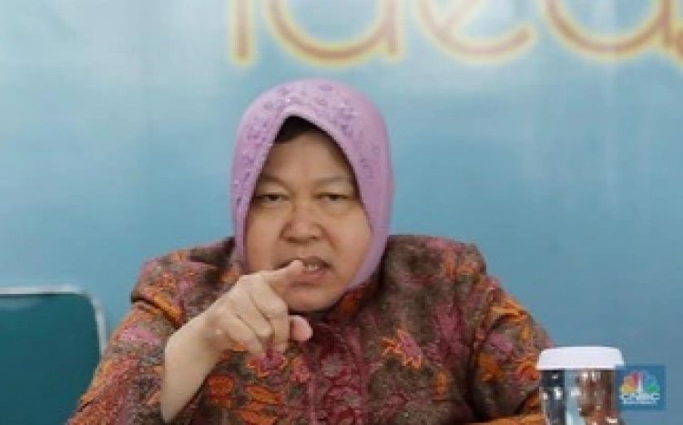 Perdana Jadi Mensos, Risma: Tidak Ada yang Tunai Semua Transfer!