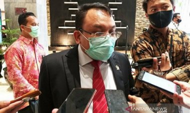 Soal Vaksinasi Covid-19, F-PAN DPR: Tidak Mungkin Dilakukan Vaksinasi, Izin Edar Darurat Belum Disetujui?