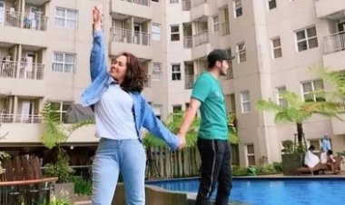 Elly Sugigi Lepas Hijab? Netizen Jangan Iri Ya...