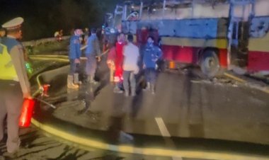 Bus Arimbi Terbakar di Tol Tangerang-Merak, Kemana Sopir dan Kernet?