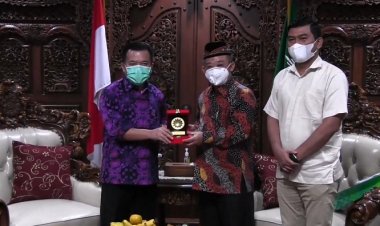 Gubernur Jambi Terpilih Dr Al Haris Bersama Rocky Candra Silaturahmi ke PP Muhammadiyah