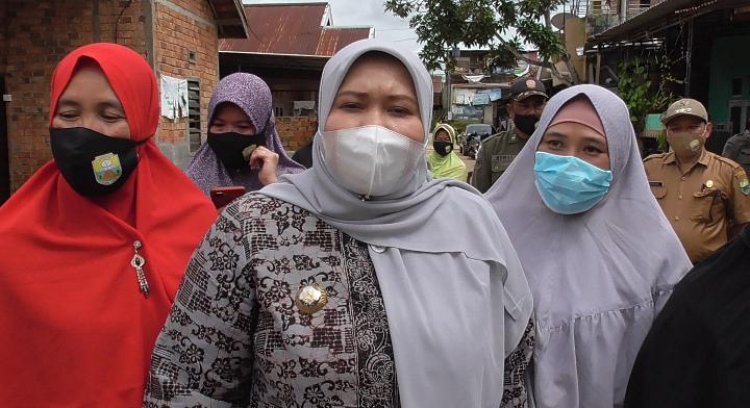 Ditanya Jadwal Pelantikan Pejabat Eselon II, Bupati Masnah: Pertengahan Bulan Ini Lah Ya