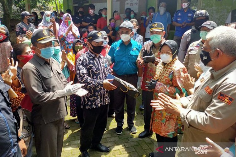 Dukung Risma Penyaluran Bantuan untuk Rakyat, PSI: Kami Percaya Figur Terbaik