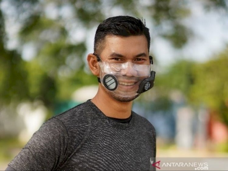 Masker Ini Dilengkapi Kipas Angin, Bikin Sejuk dan Super Unik