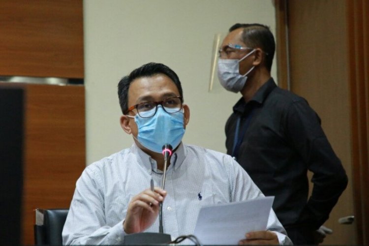 KPK Amankan Dokumen Kontrak Sembako dari Kantor PT ANM dan PT FMK