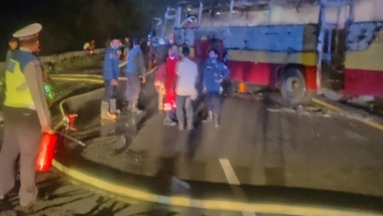 Bus Arimbi Terbakar di Tol Tangerang-Merak, Kemana Sopir dan Kernet?