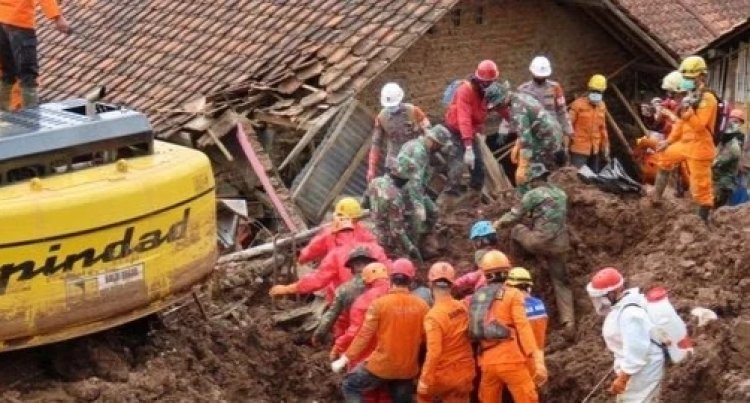 Sebagian Warga Sumedang Menolak Direlokasi dari Area Longsor, Begini Kata Ridwan Kamil