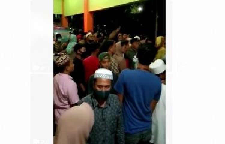 Viral! Ratusan Warga Ambil Paksa Jenazah Pasien Covid-19 di Rumah Sakit