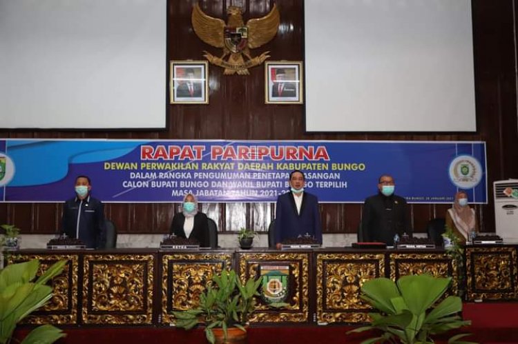 Gunakan Protokol Kesehatan, DPRD Tetapkan Bupati dan Wabup Bungo Terpilih