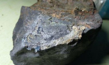 Mirip Ponari, Begini Fakta Batu Meteorit Jatuh di Lampung