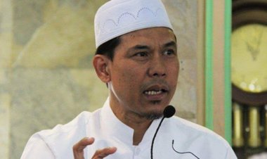 Munarman Disebut Hadir Dalam Pembaiatan, Mabes Polri: Tunggu Kerja Densus 88