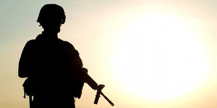 Selingkuh dengan Bawahan, Pria Berpangkat Letkol Ini Dipecat