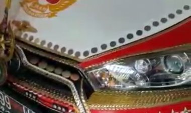 Viral Mobil Berlapis Emas Klaim Rp20 Miliar & Catut Lambang Keraton