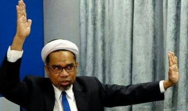 Meradang ke Ibunda Felicia, Ngabalin: Jangan Bawa Nama Jokowi! Jangan Baperan