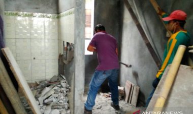 Tak Sesuai Izin, Anak Buah Anies Bongkar Rumah Pribadi di Johar Baru