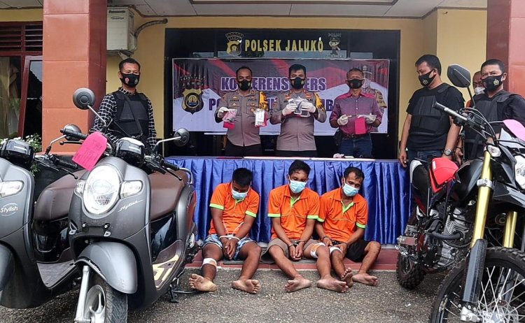 Beraksi di Belasan TKP, 3 Pelaku Curanmor Ini Ditangkap Polisi Muarojambi