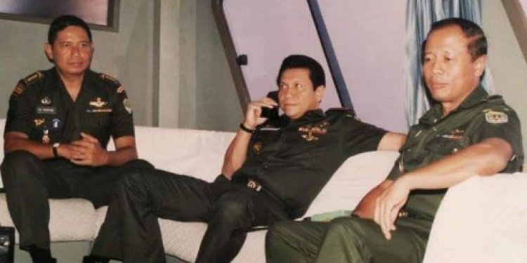 Viral! Foto SBY Masih Kolonel dan Moeldoko Mayor di TNI, Begini Kata Netizen