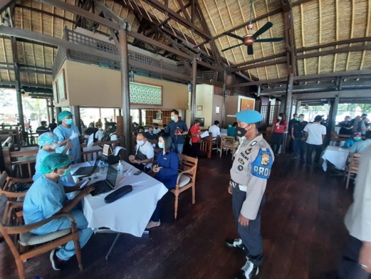 Divaksin, Manajer Hotel Ini Mengaku Lapar dan Ngantuk