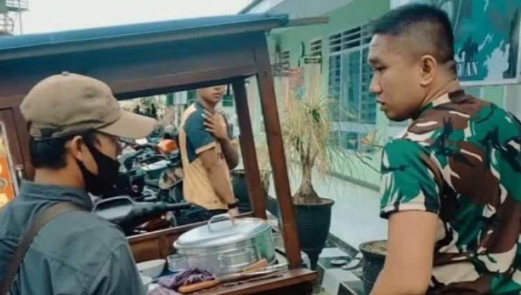 Tukang Bakso Ini Bikin Heboh Markas Batalion TNI, Ternyata....