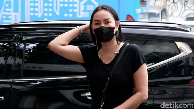 Duh! Ternyata Kalina Oktarani Nikah Siri dengan Vicky Prasetyo