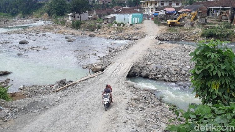 Halo Pak Jokowi! Warga Lebak Tagih Janji Perbaiki Jembatan, Gubernur: Kan Dilelang, Harusnya 2020, Ada COVID
