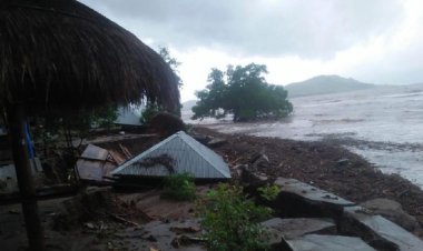 Begini Kengerian Banjir Bandang Lahar Dingin di NTT, 11 Orang Tewas dan 16 Hilang