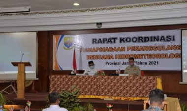 Sekda Buka Rakor Kesiapsiagaan Penanggulangan Bencana Hidrometeorologi