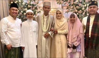 Akhirnya UAS Menikah, Ini Alasan Menikahi Sang Istri Fatimah Az Zahra