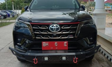 Di Saat yang Lain Pangkas Anggaran, Pemkab Tanjab Barat Malah Beli Mobnas Baru untuk Sekda