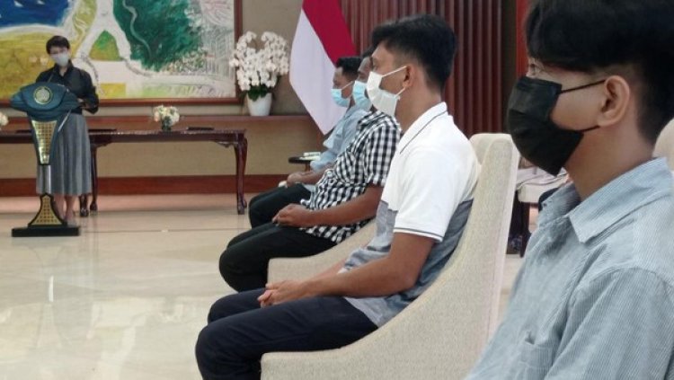 4 WNI Ini Disandera Abu Sayyaf 427 Hari, Menlu: Kami Serahkan ke Keluarga
