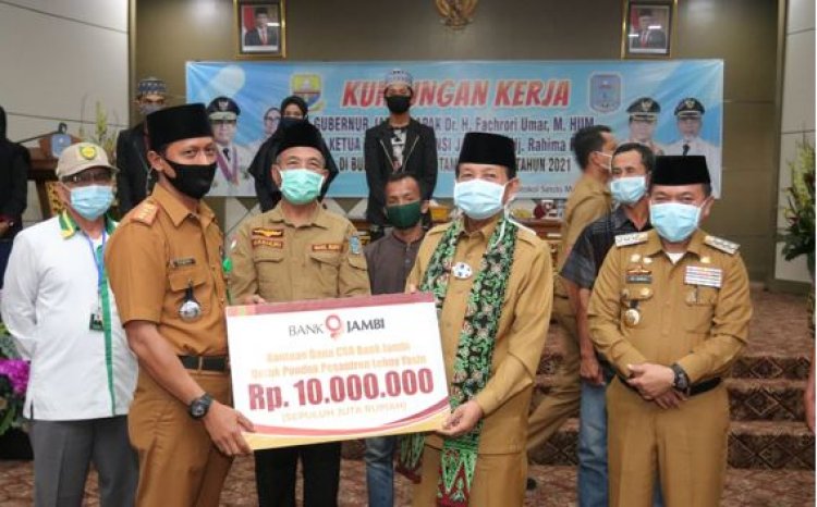 Salurkan Bantuan di Merangin, Fachrori Harap Sinergitas Pembangunan Ditingkatkan