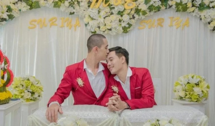 GANAS! Netizen Indonesia Bully Pasangan Gay Thailand: Mengapa Kalian Sangat Kasar pada Kami?