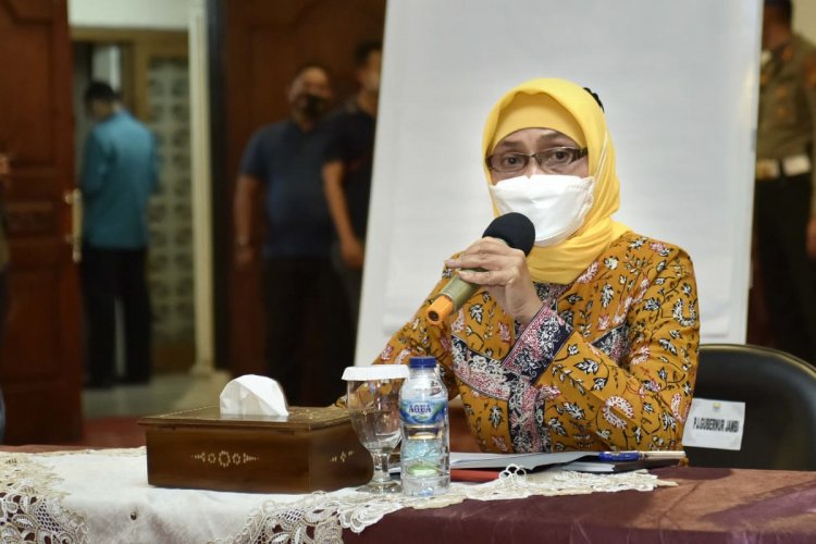 Ini Pesan Pj Gubernur Jambi ke Ketua PKK dan Pengurus Dekranasda yang Baru Dilantik