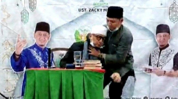 Ustadz Zacky Mirza Usai Pingsan Saat Ceramah, Begini Kondisinya Terkini