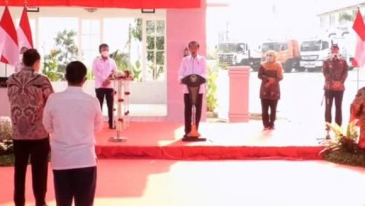 Lagi-lagi Jokowi Puji Risma dan Wali Kota Eri, Kasih Acung Jempol!