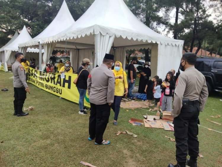 Kegiatan Bazar Ramadan di Depok Dibubarkan Polisi, Ini Penyebabnya....