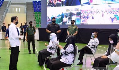 Ribuan Guru di Pekanbaru Penundaan Vaksinasi COVID-19, Ini Alasannya